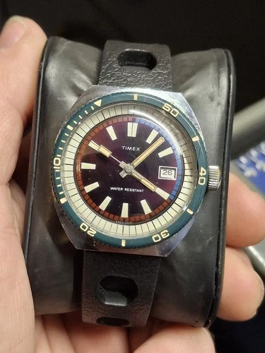 Timex Marlin 1971 Purple Dial Diver Mens Vintage 1970s Mechanical Handwind Watch