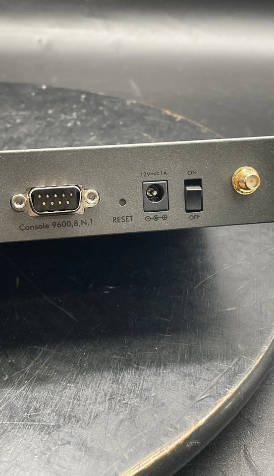 Netgear ProSafe FVS318N 无线 802.11 b/g/n VPN 防火墙路由器安全单元  — 第 3/4 张图片