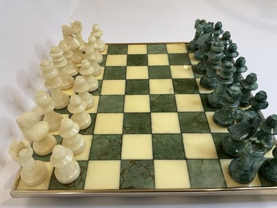 Vtg Hand Carved Genuine Alabaster Chess House Alabasterhaus Germany EmeraldGreen