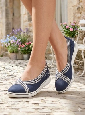SIZE 10 CloudSteppers by Clarks  NEW Breeze Sky Air Athleisure Slip-On Shoe