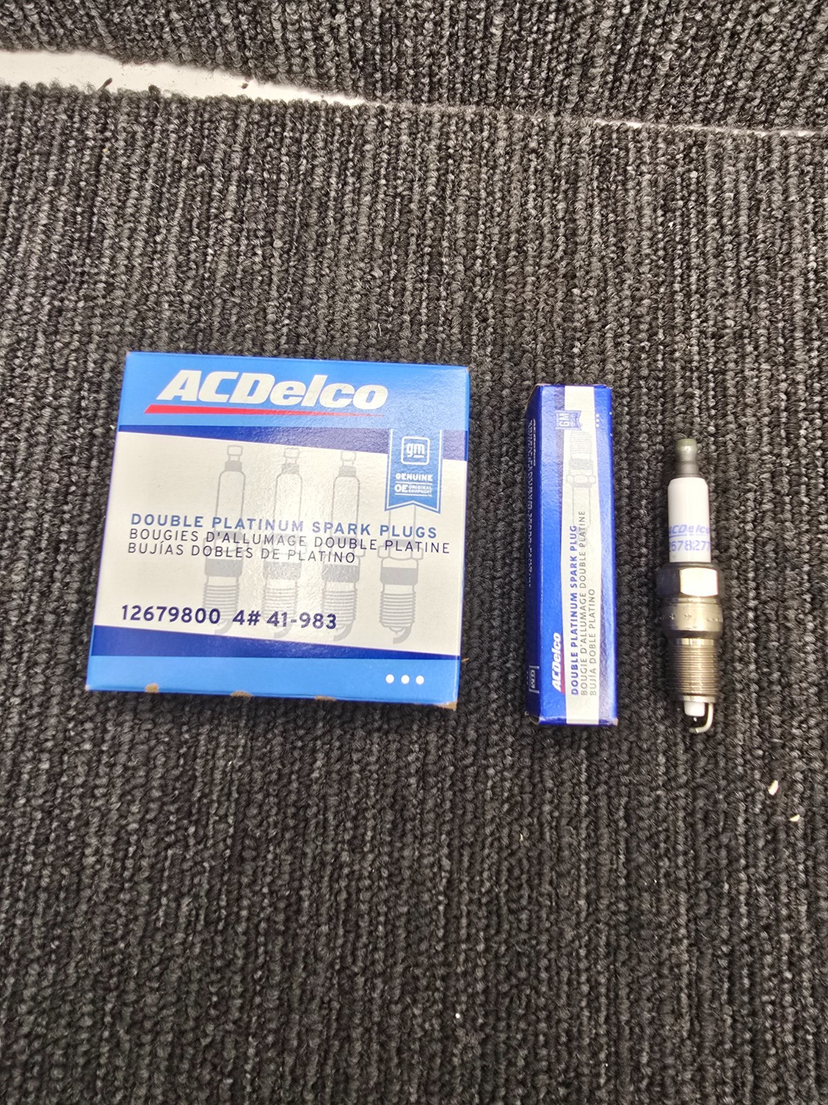 QTY 4 ACDelco 41-983 12679800 Spark Plug Fits 2002-2005 Cadillac Escalade