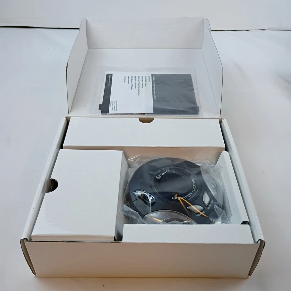 Cobra SL5 GPS Safety Locator Complete and Brand New with Box - Image 2 of 4