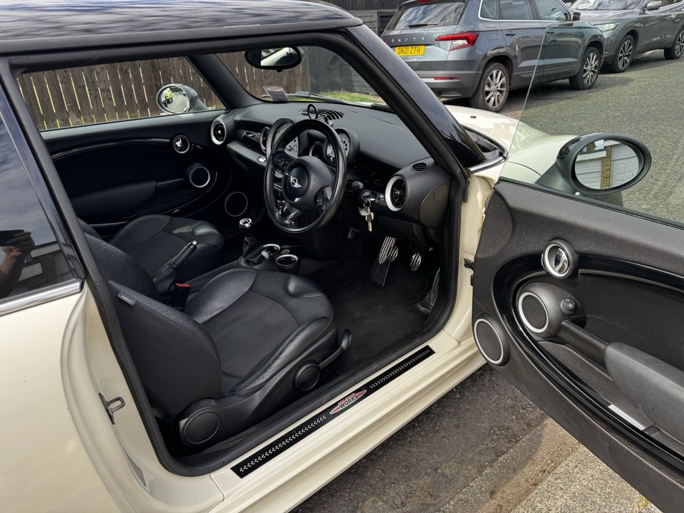 Mini Cooper SD 2.0 R56 JCW 141BHP | eBay UK