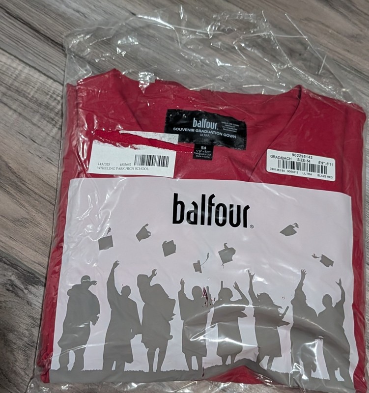 New Balfour Cap & Gown Red Size 54 5'9"   - 5'11"