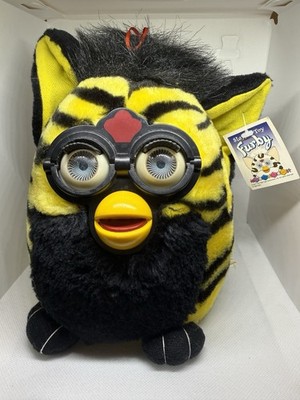 1998 Tiger Electronics Furby PLUSH Nanco Stuffed Toy Yellow Black w/ Tag