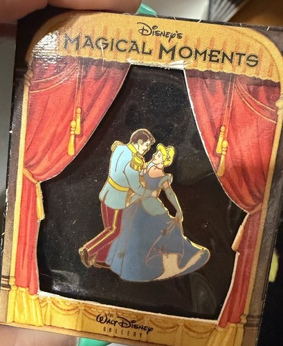 Disney Gallery Magical Moments Princess Cinderella & Prince Dancing LE 2000 pin