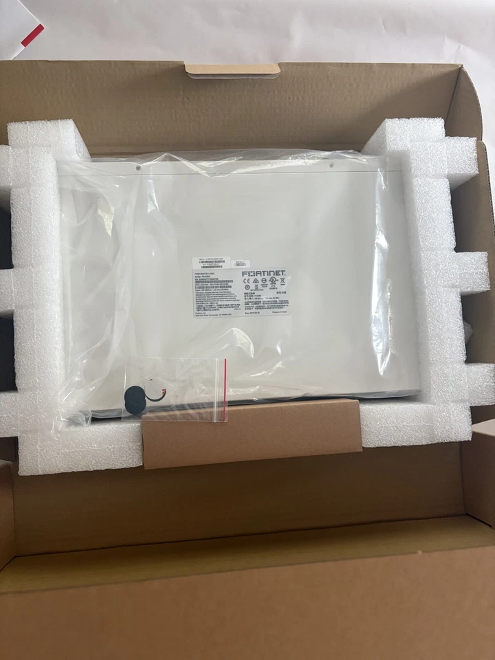 New Fortinet FortiSwitch 248D - Image 4 of 4