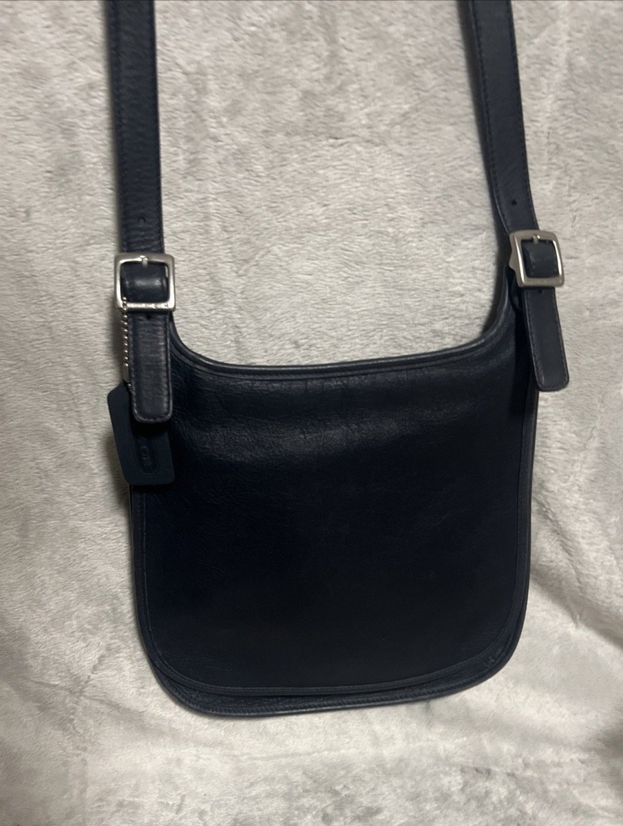 Vintage COACH 9131 Legacy Saddle Black Leather Flap Crossbody