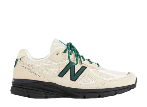 Men 9.5US New Balance 990V4 Macadamia Nut