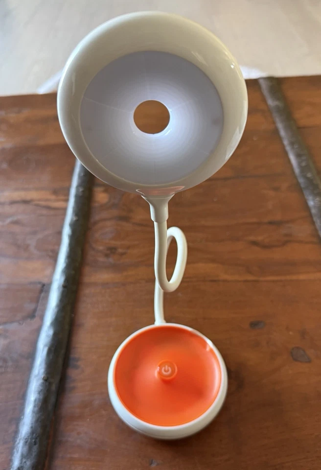 2 Pack Of USB LED Portable Lights Dimmable Lamp Rechargeable Touch Control - Image 4 of 4