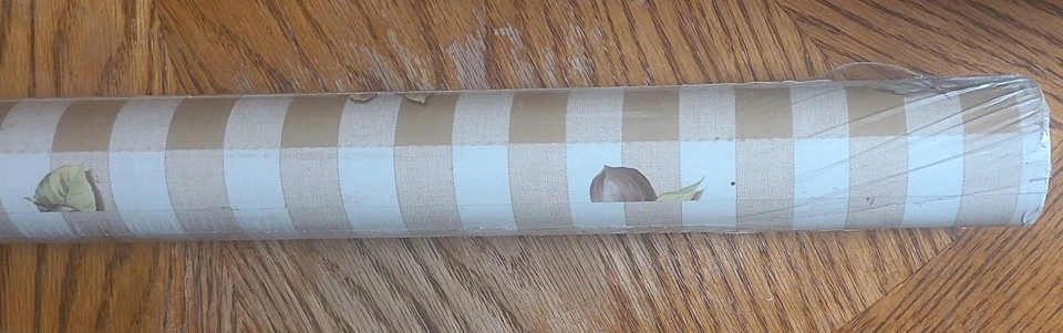 Ralph Lauren Home - Prepasted 60.8 Sq. Ft. LCW17320 Wallpaper - Image 3 of 3