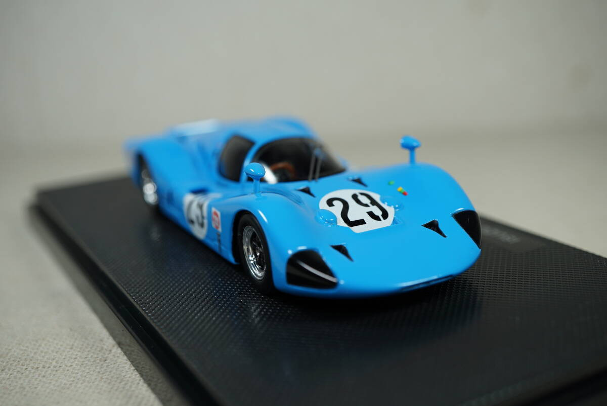 1/43 Japan Grand Prix Asaoka Ebbro Isuzu Bellett R6 Coupe 29 1/43 Japan Grand Prix Asaoka Ebbro Isuzu Bellett R6 Coupe 29