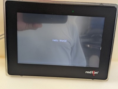 Red Lion CR30000700000420 HMI Panel 7'' Inch Color Touchscreen. USED