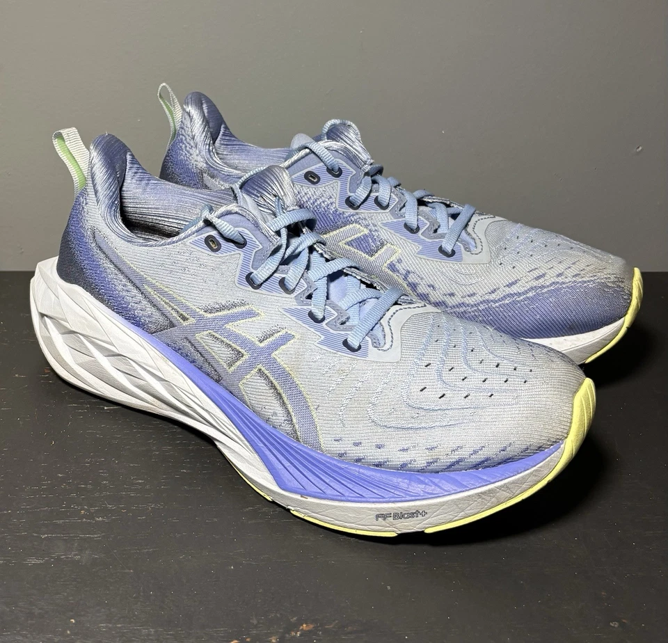 Tênis ASICS Novablast 4 Feminino Tamanho 9 Safira Leve Corrida Atlética - Imagem 4 de 4