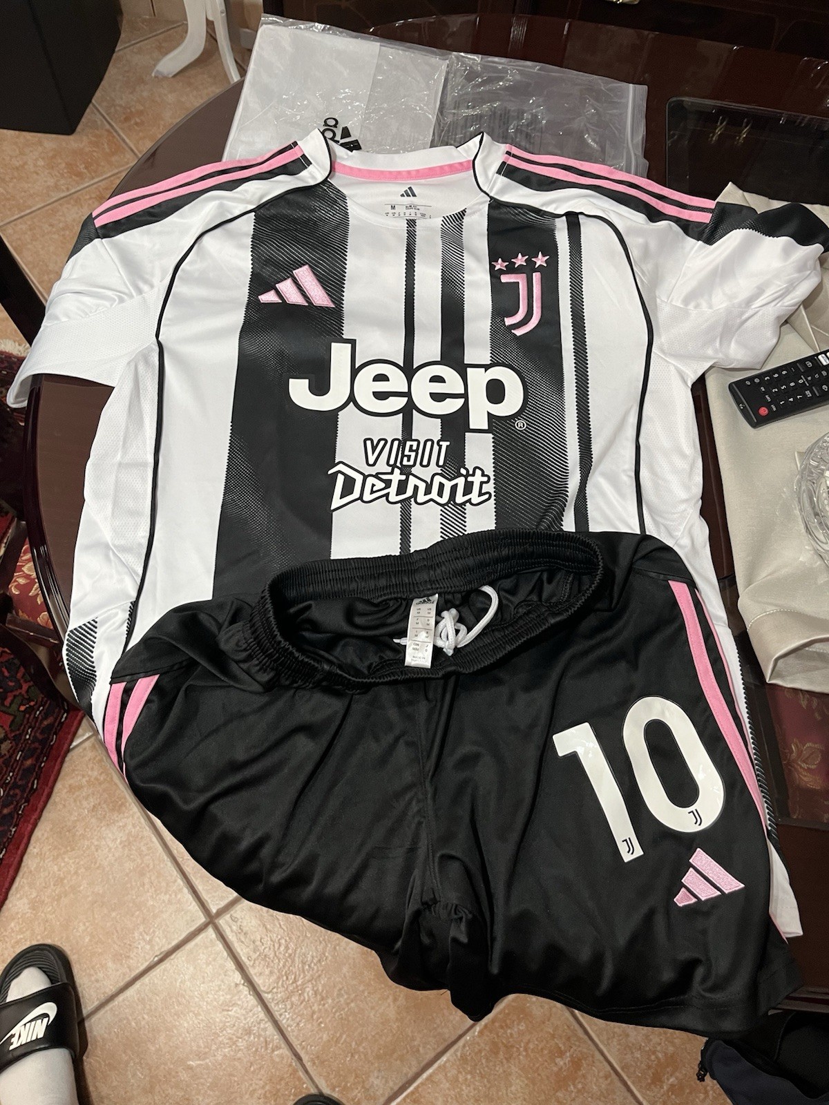 adidas Juventus completo calcio maglia+pant bianco/nero rosa YILDIZ .10