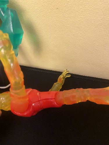 BEN 10 Alien Force Diamondhead & Heatblast Light Up Figures - Playmates Toys - Picture 6 of 6