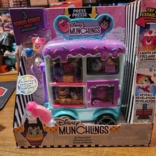 Just Play Disney Munchlings Ice Cream Cart, 13-Piece Color Change Figure Playset
