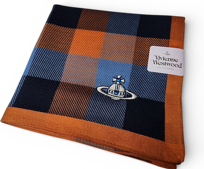 Vivienne Westwood フェルトORBパッチプルオ－バ－パ－カ－ Vivienne Westwood フェルトORBパッチプルオ－バ－パ－カ－