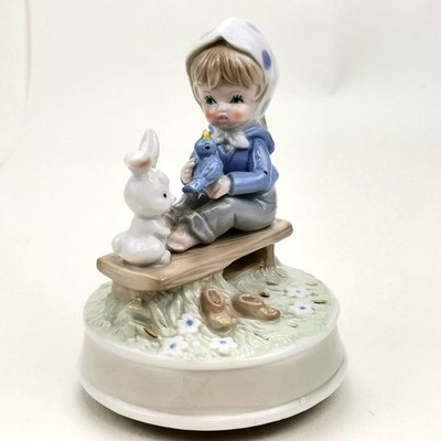 Vintage japanische Porzellan Spieluhr Junge & Hase - Kinderzimmer Deko & Andenken