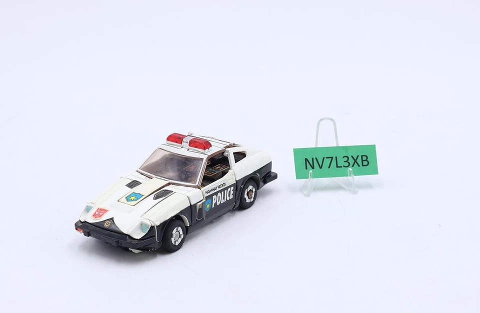 Prowl W/BOX 100% Complete 1984 Vintage G1 Transformers Action Figure - Image 4 of 4