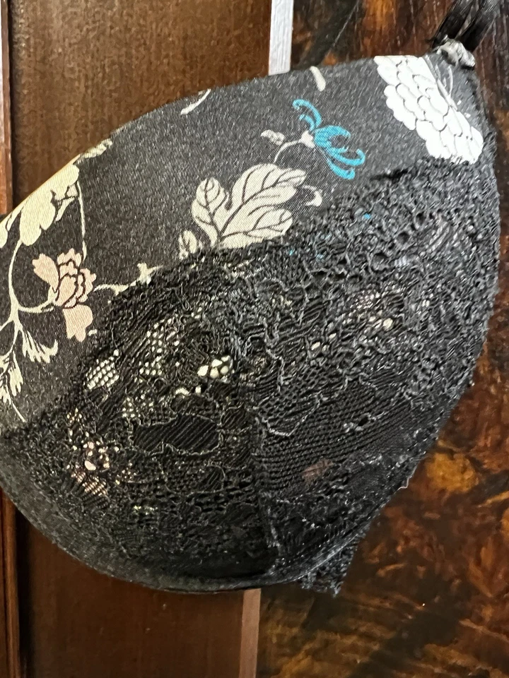 H&M Lingerie Bra 34B Black Floral Lace Underwire Push Up Padded Cup Molded - Image 3 of 4