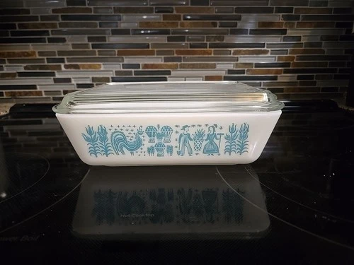 Vintage Pyrex 1 1/2 Quart Amish Butterprint Refrig. Casserole Dish W/ Lid #0503