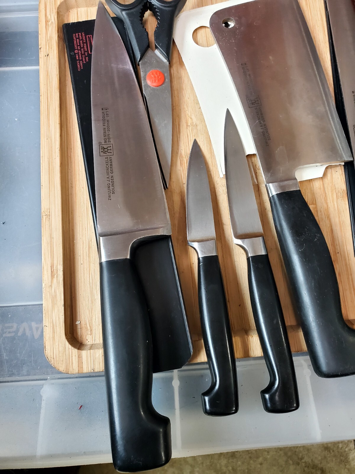 zwilling j.a. henckels 4star No Stain FRIODUR Knife set Of 8 Germany