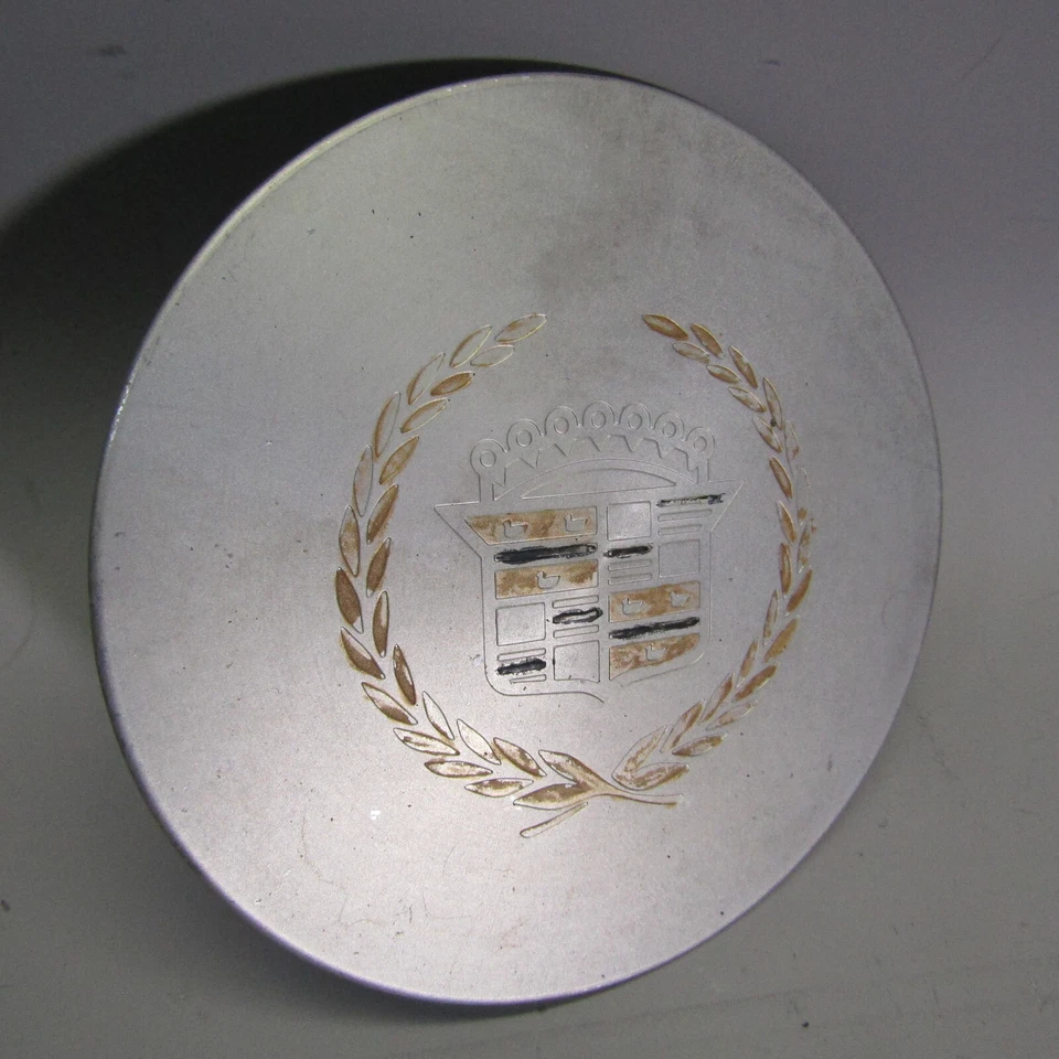 GM Cadillac Deville Eldorado 1990-1999 tapa central mecanizada pieza cepillada 9593128 Foto 3 de 4