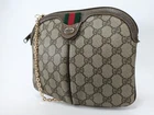 Sac bandoulière vintage Gucci PVC GG Supreme marron du Japon