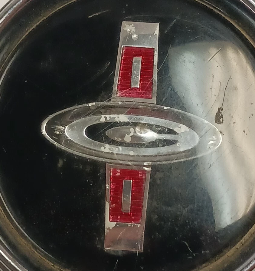 Usado OEM emblema de botão de buzina de volante GM 1965-1966 Chevrolet Corvair (SC16) - Imagem 4 de 4