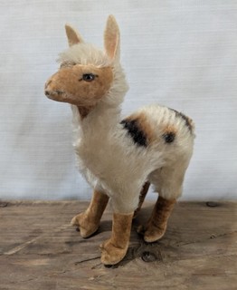 Vintage Mohair Llama 7" Steiff?