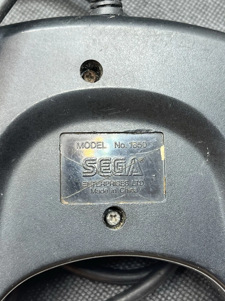 Joypad Controller per Console Sega MegaDrive Modello NO.1650 - Immagine 3 di 3