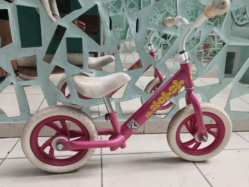 Kinder Fahrrad, Junge Von 2 Bis 6 Jahre Alt Kinder. Pick Up Only.