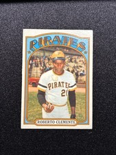 Top 10 Roberto Clemente Baseball Cards 28