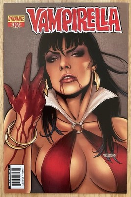 Vampirella #10 (Dynamite 2011) NM- Fabiano Neves Variant Cover Art GGA