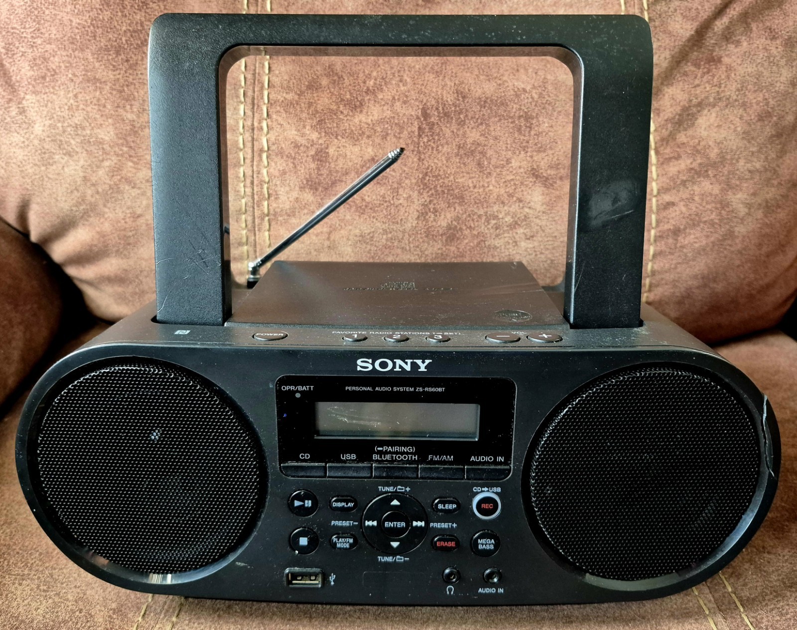 Sony ZS-RS60BT CD Bluetooth Radio USB Portable Boombox Teste
