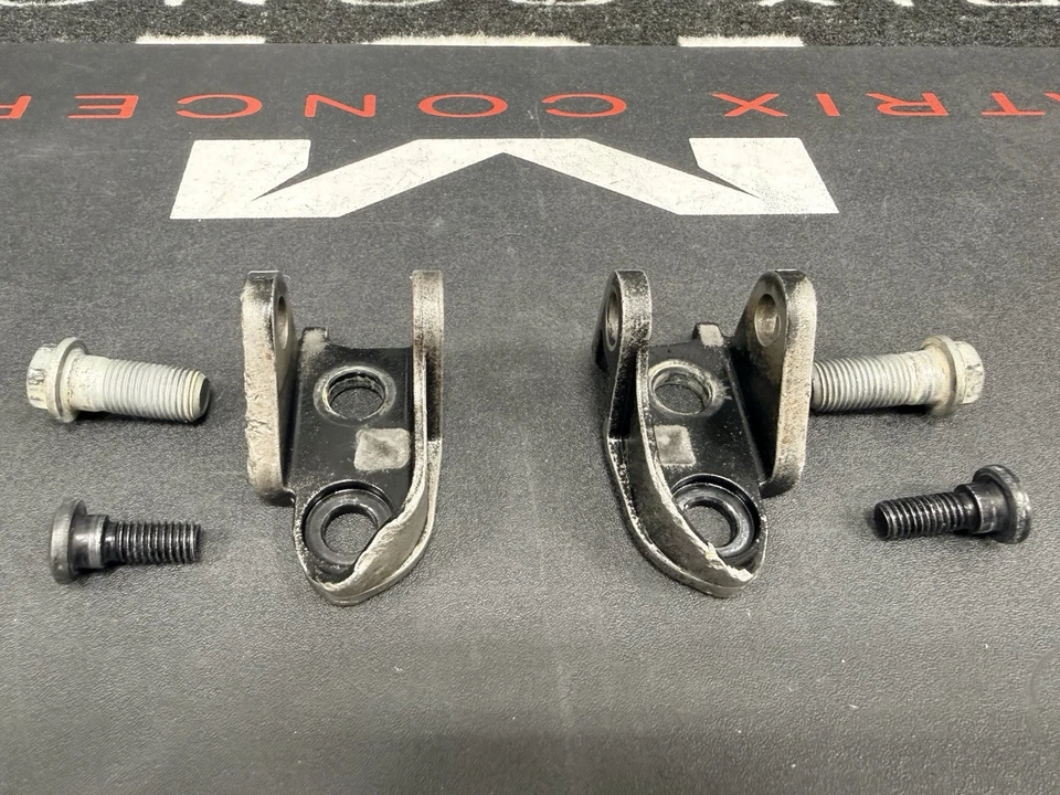 2023 年本田 CRF250R 原始设备制造商脚钉支架左右 50610-男士-B10,50611-男士-B10 — 第 3/4 张图片