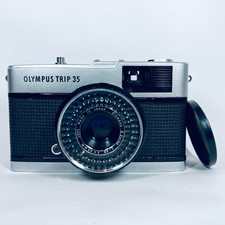 NEAR MINT Olympus TRIP 35 Point Shoot 35mm Film Camera From JAPAN