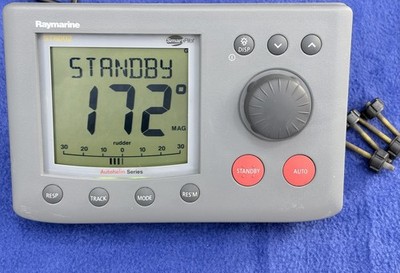 Raymarine ST8002 FLUSH MOUNT Auto Pilot Control Head Display- See It Working!