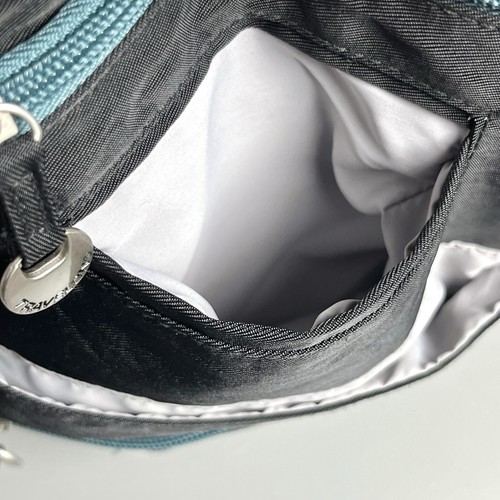 Travelon Multi-Zip Travel Crossbody Bag Black w/ Blue Zippers RARE - Picture 11 of 22