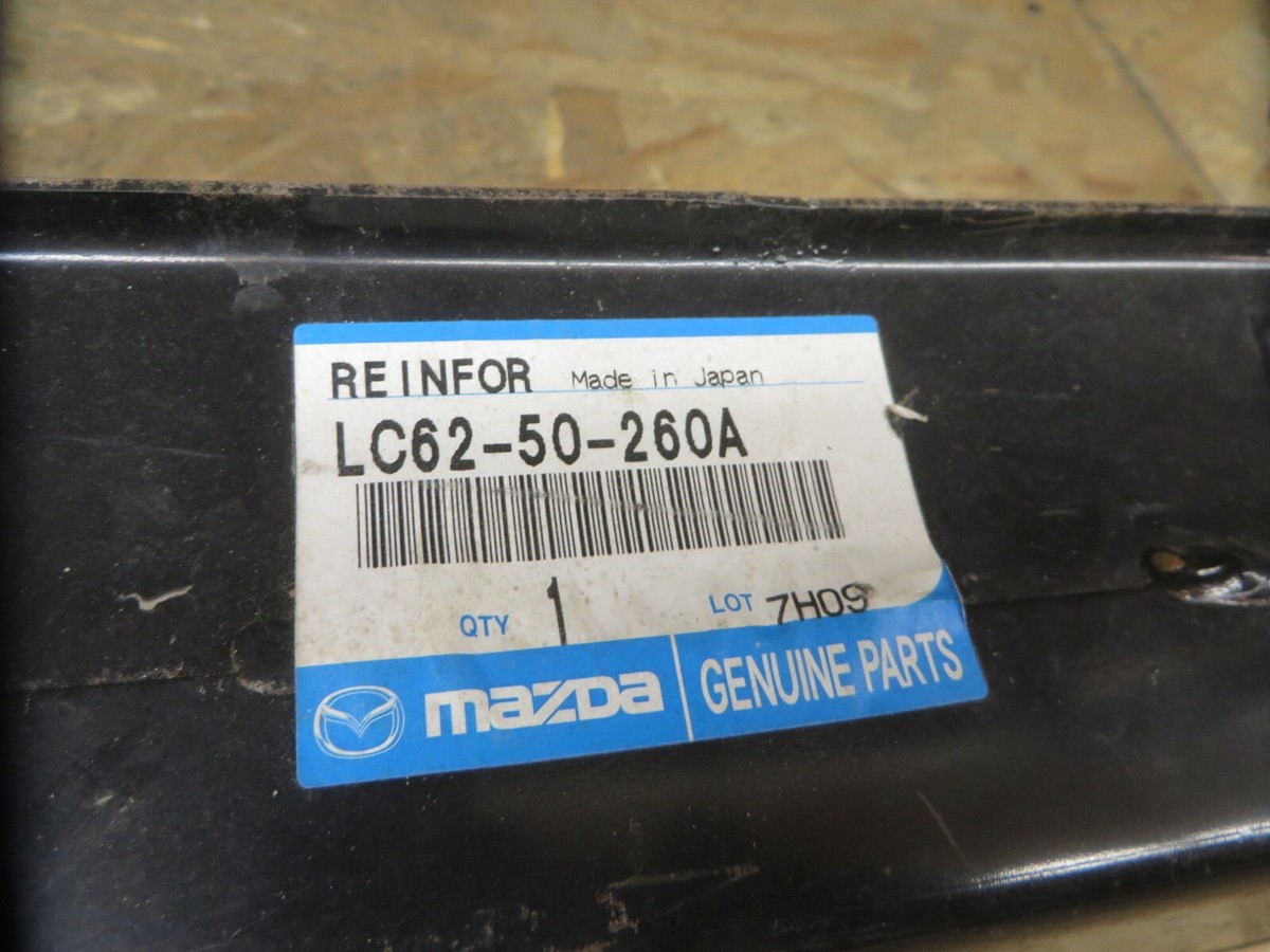 Mazda MPV 2000 2001 OEM # LC62-50-260A OEM nos BUMPER IMPACT BAR