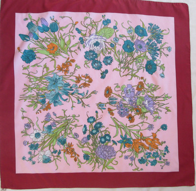 Foulard Carré En Soie 100% Vintage - Dimensions 78x79 Cm - Rose - Occasion