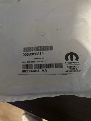 2018-22 WRANGLER GLADIATOR OXYGEN SENSOR LEFT OR RIGHTOEM NEW MOPAR 68224424AA