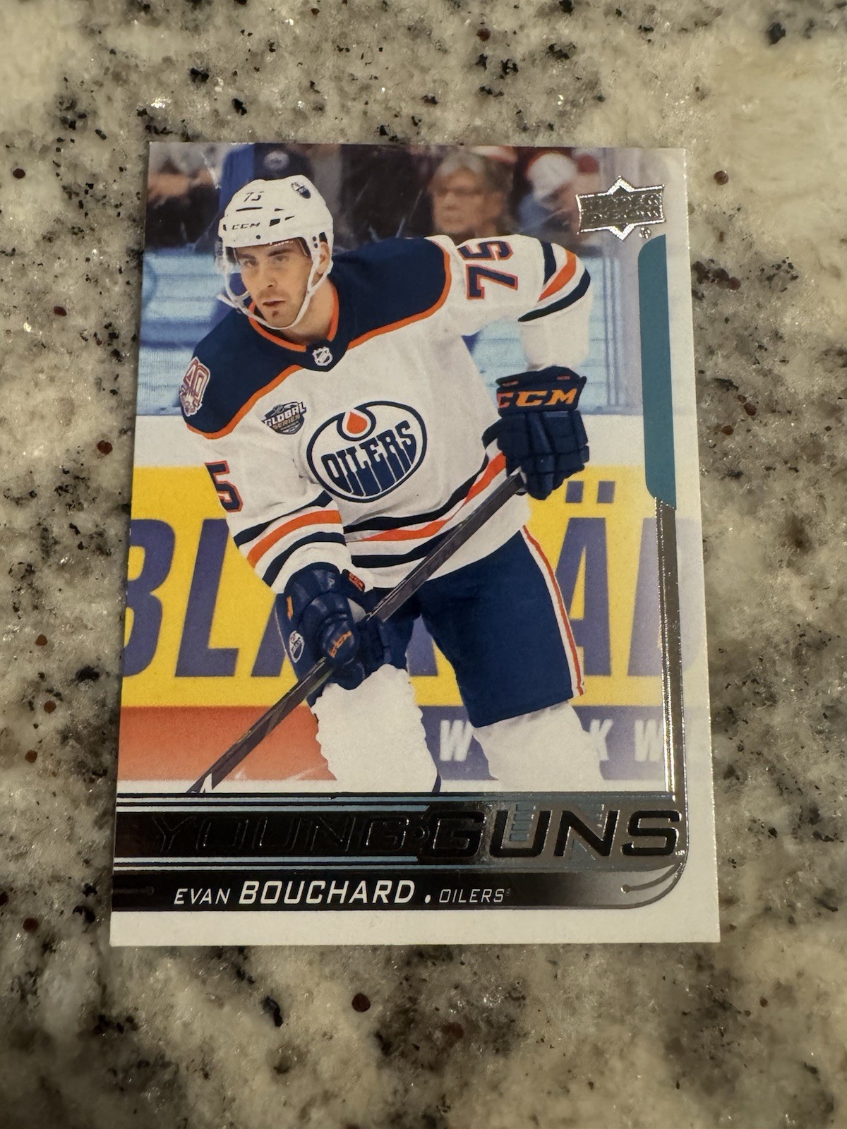2018-19 2018 UPPER DECK YOUNG GUNS EVAN BOUCHARD #221 RC ROOKIE OILERS MINT!