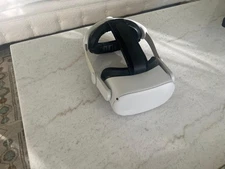 Meta Quest 2 - Advanced All-In-One Virtual Reality Headset - 128 GB