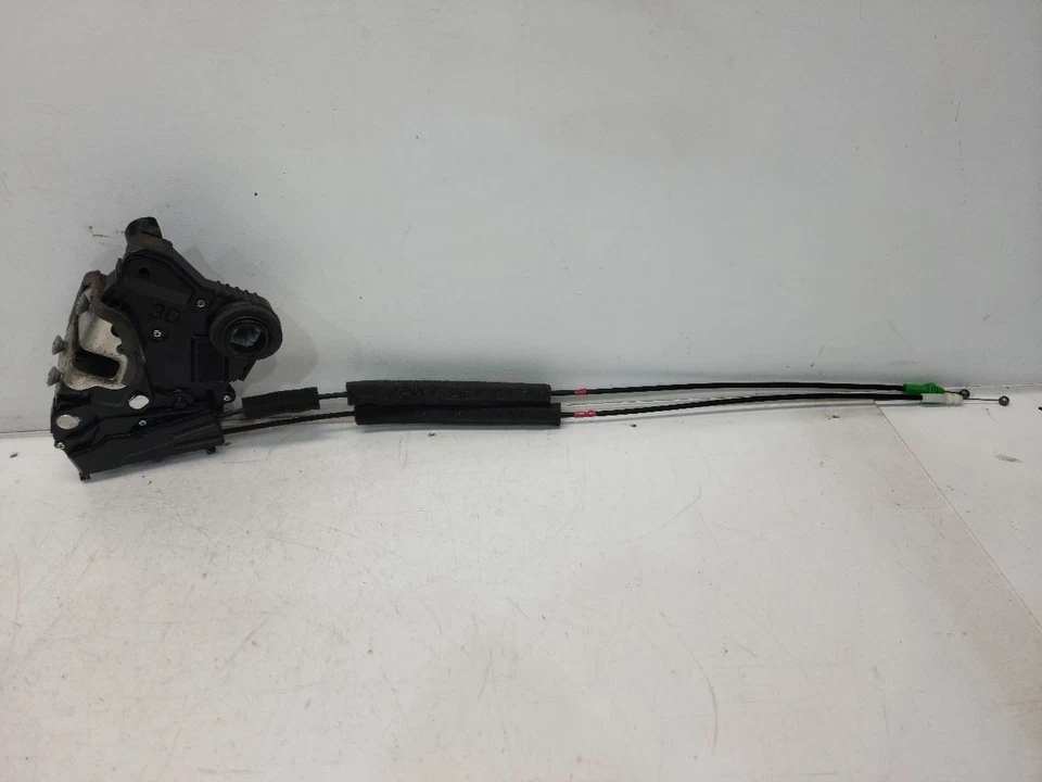 Toyota Yaris 2007 (sedán) pestillo de puerta delantera izquierda para conductores - eléctrico Foto 3 de 4