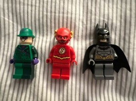 LEGO BATMAN - THE RIDDLER CHASE (76012) USED ALMOST COMPLETE