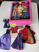 Vintage 1993 BARBIE Doll Case with Clothes  Shoes Lot Mattel 90  s