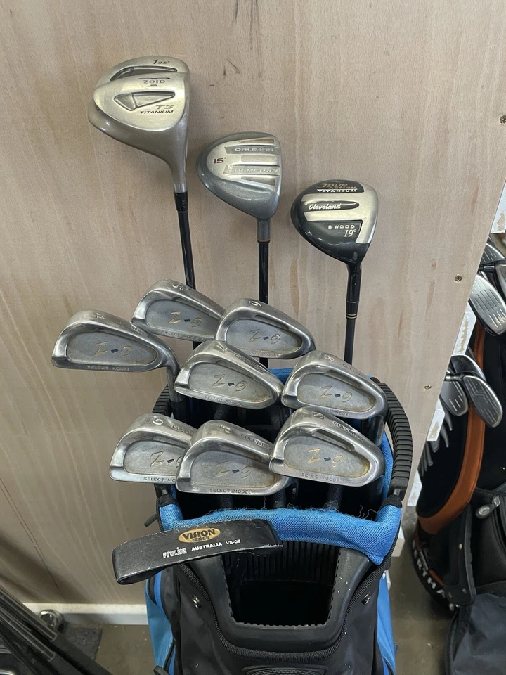 Mens Golf Package Set -1” Regular Flex Graphite 12 Clubs /New Grips /Right /Bag - Image 2 of 4