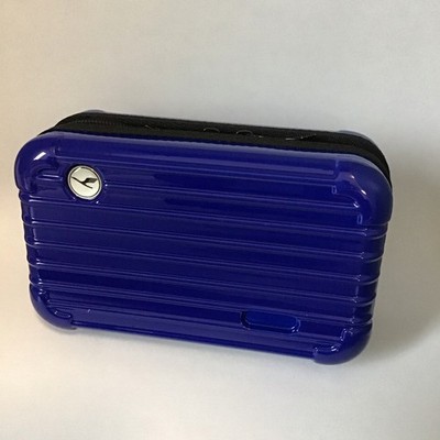 Lufthansa  Amenity Kit Farbe Blau Case First class personalisieren möglich 